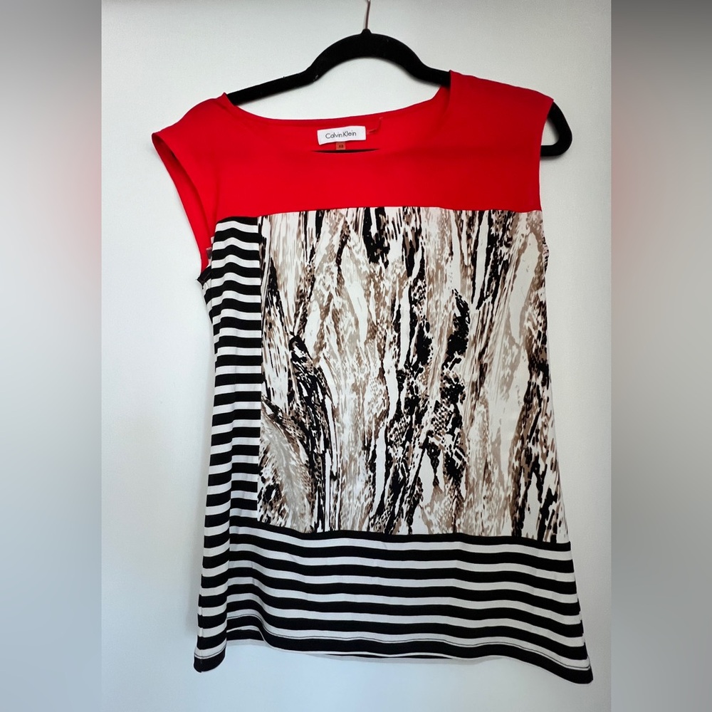 Calvin Klein Red and Black Patterned Blouse